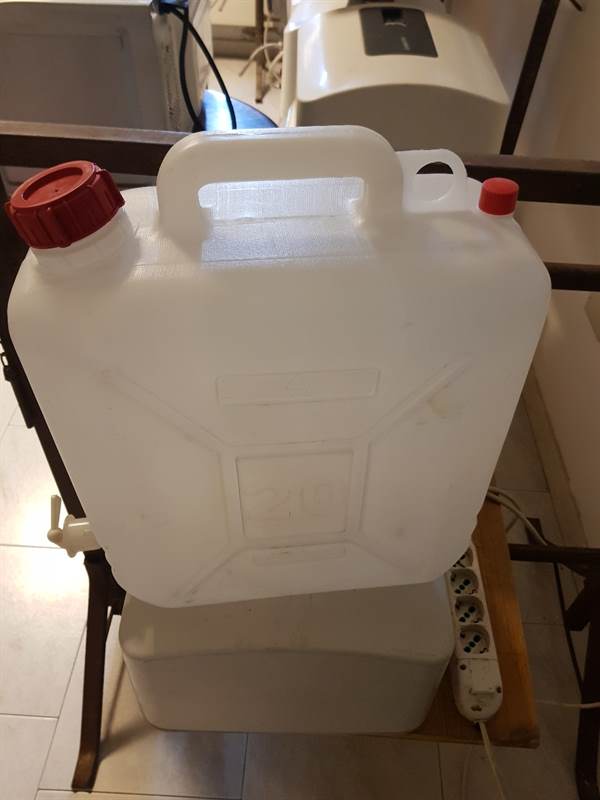 Bidone 20 Litri Alimentare Con Rubinetto - Robusto E Prattico Per Liquidi