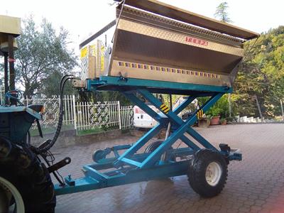 Attrezzature per azienda vitivinicola usate
