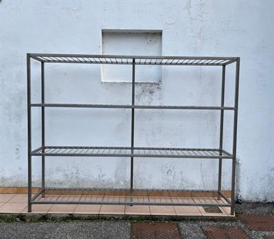 Scaffale in acciaio