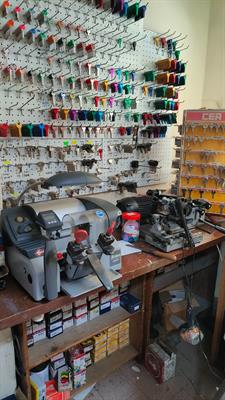 Scaffalature e attrezzature per ferramenta