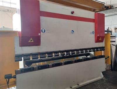 Piegatrice lamiera sincronizzata Imal Mod 3100 mm x 115 ton Pressa - Foto 3