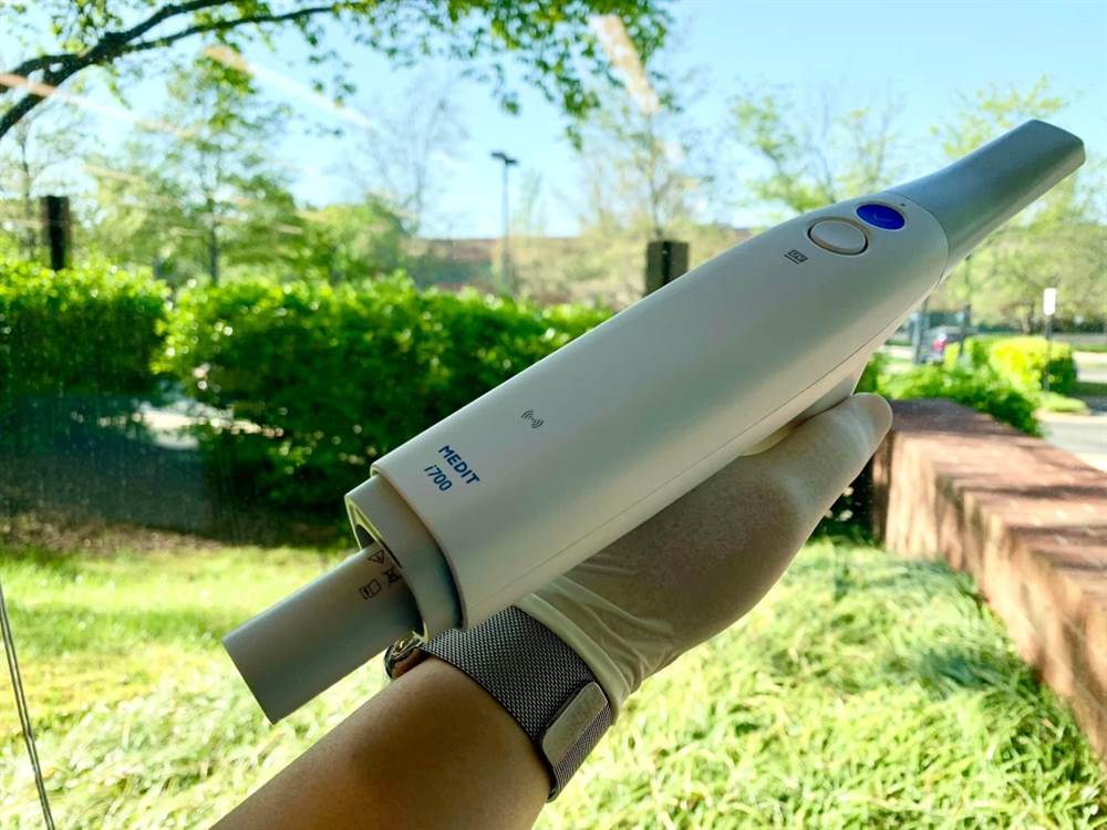 Medit i700 Wireless Intraoral 3D Dental Scanner Milano