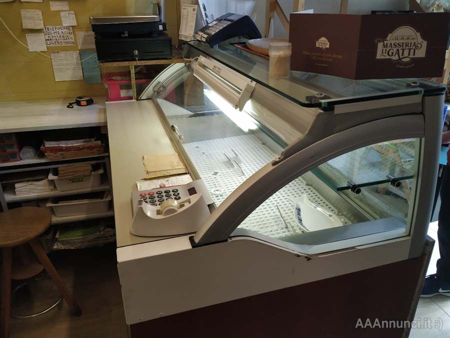 Banco frigo Attrezzature Ristorazione e Gastronomia a Cremona