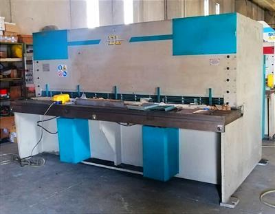 Cesoia lamiera BL mod 3050 x 5 x 200
