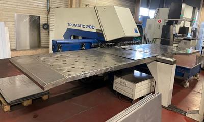 Punzonatrice lamiera Trumpf mod Trumatic 200