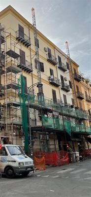 Ponteggio bicolonna Climber, ottimo stato, prezzo trattabile - Foto 2