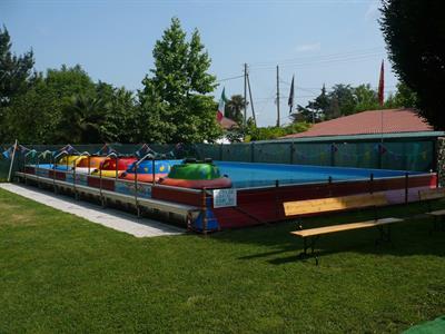 Piscina Bumper Boats, Gonfiabili,