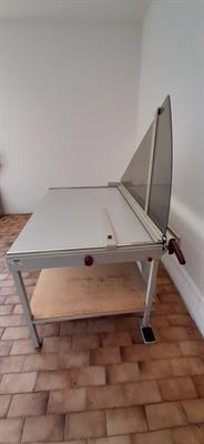 Tagliacartoni