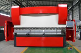 Piegatrici idrauliche sincronizzate CNC