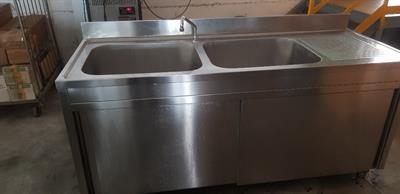 Lavello inox doppia vasca 2 ante scorrevoli usato