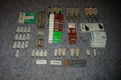 MATERIALE ELETTRICO - ASSORTIMENTO FUSIBILI B.T.