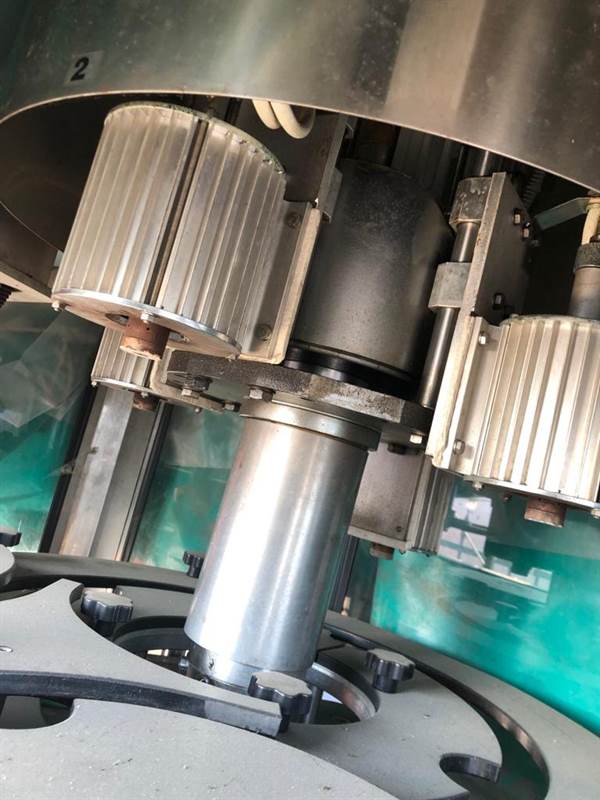 Capsulatrice usata NORTAN PVC PRISMA 40T, anno 2002